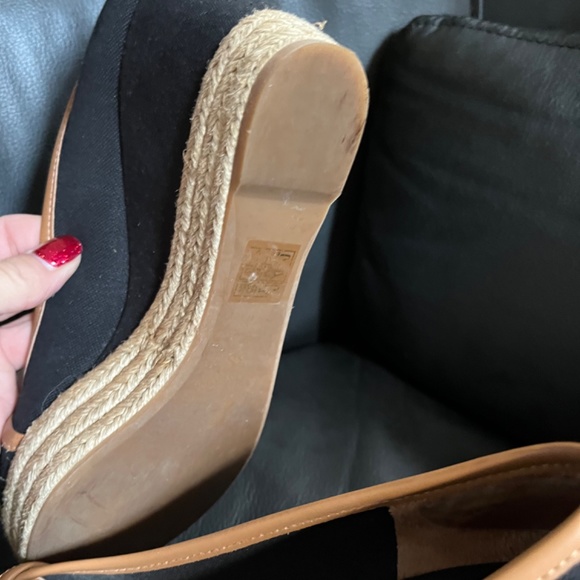 Tory Burch wedges - Picture 5 of 7